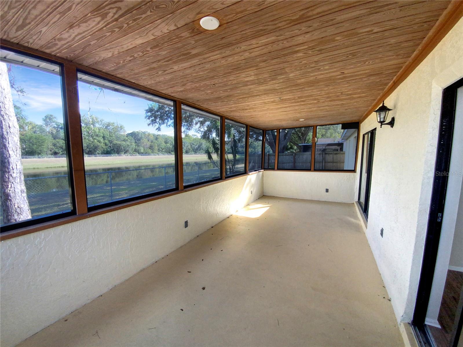 SUMMER WOODS - Residential