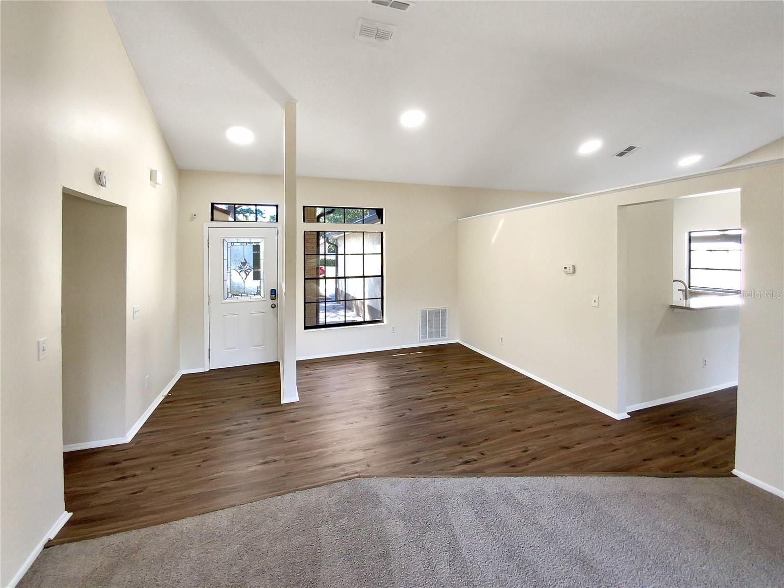 SUMMER WOODS - Residential