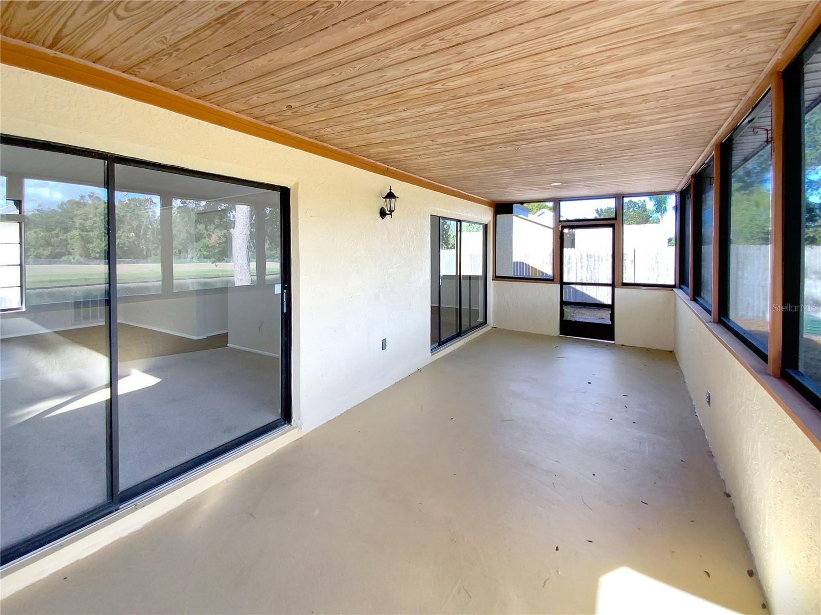 SUMMER WOODS - Residential