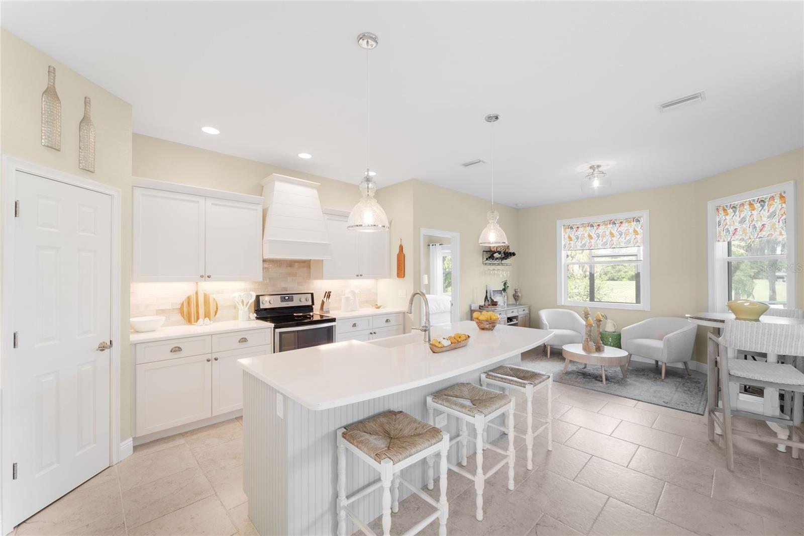 ROTONDA WEST LONG MEADOW - Residential