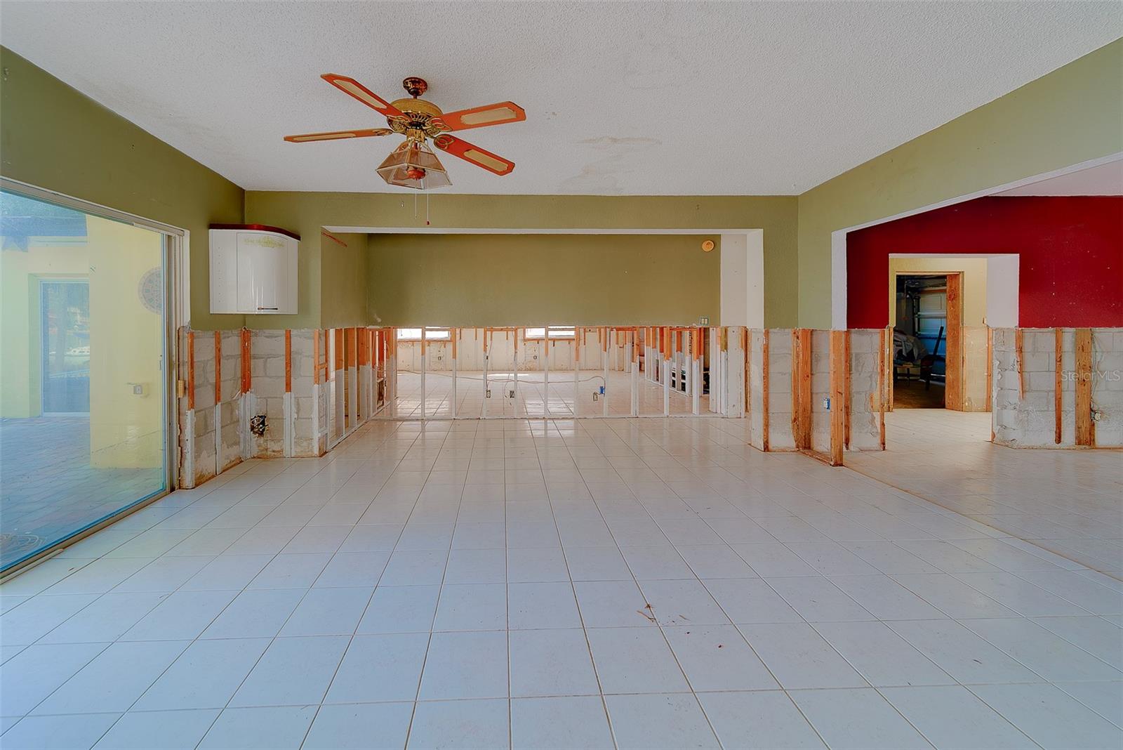 PASADENA ISLE - Residential