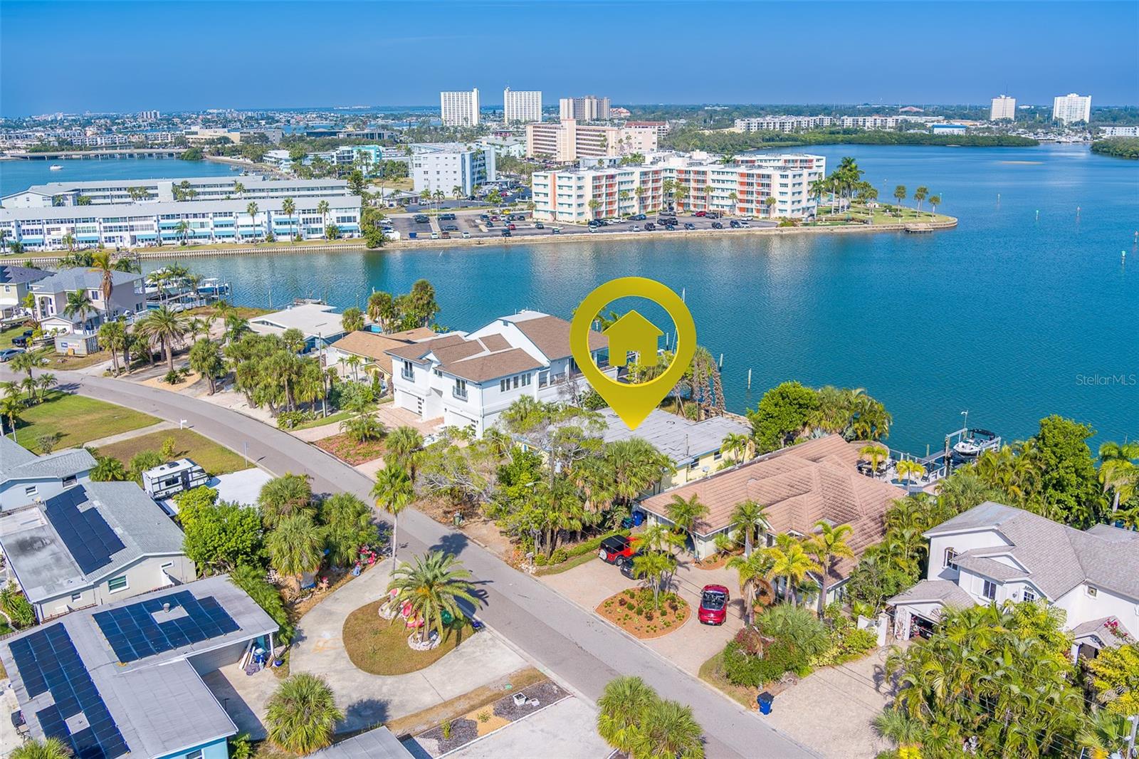 PASADENA ISLE - Residential