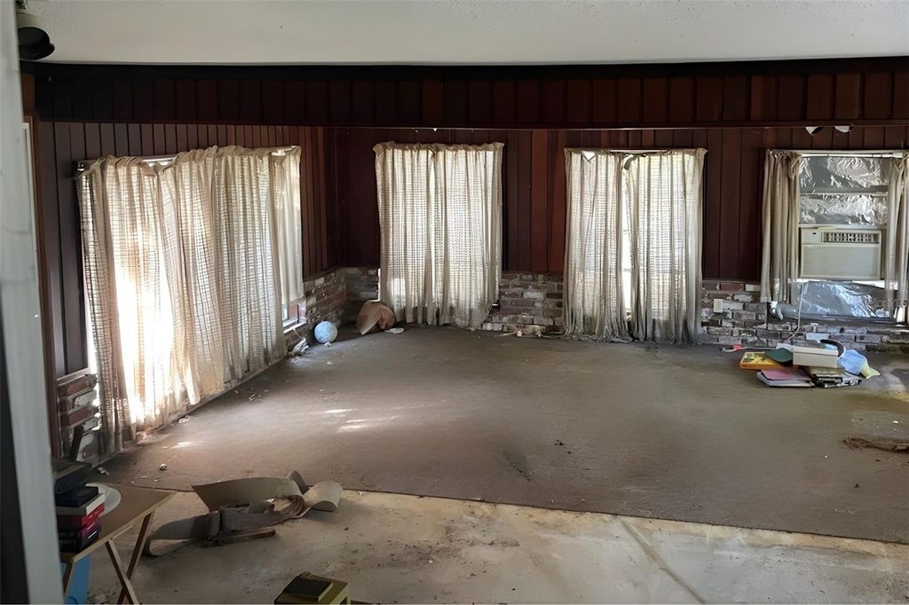 Photo of 8809 Dyer Road, Riverview, FL 33578 (MLS # TB8488415)