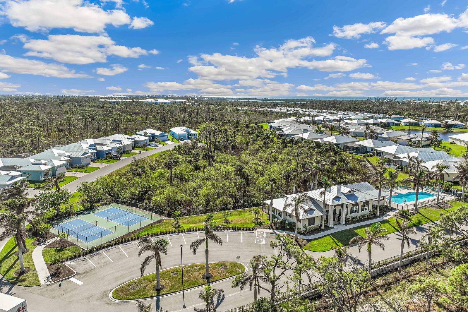 CORAL CAYE - Residential
