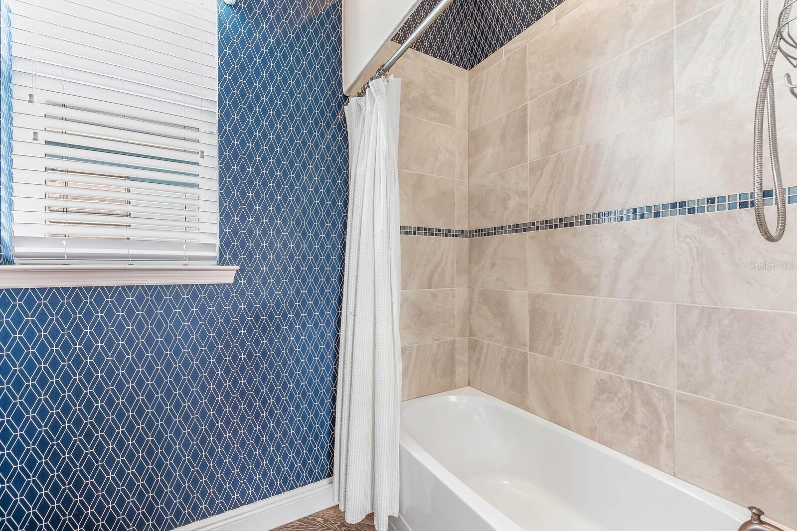 CORAL CAYE - Residential