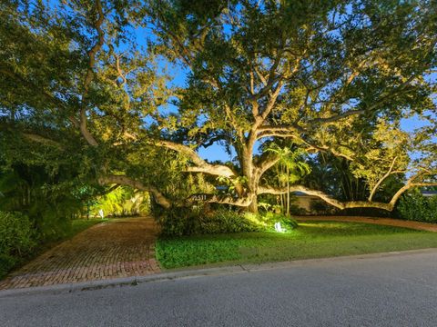 2511 GOLDENROD STREET SARASOTA FL 34239