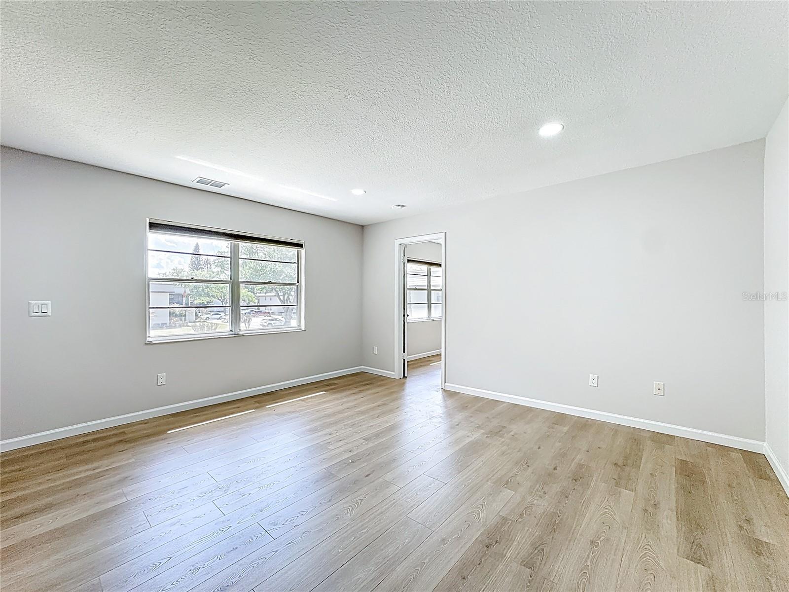 WINDTREE GARDENS CONDO PH 04 - Residential