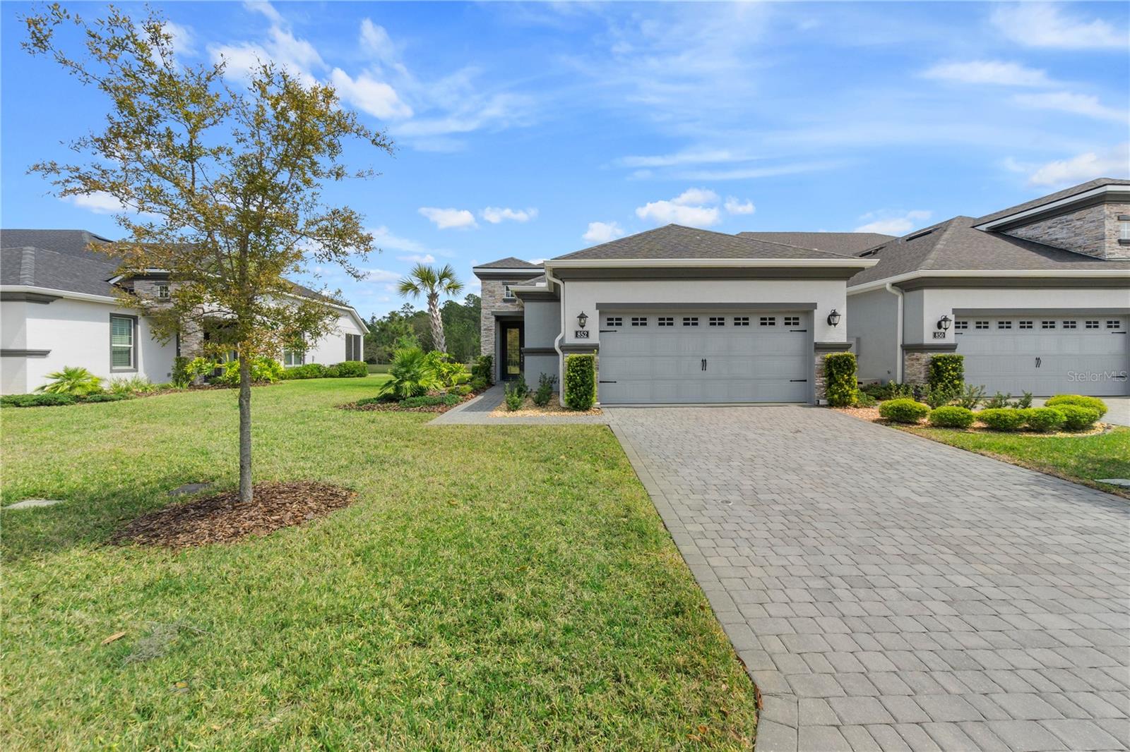 852 PINEWOOD DRIVE