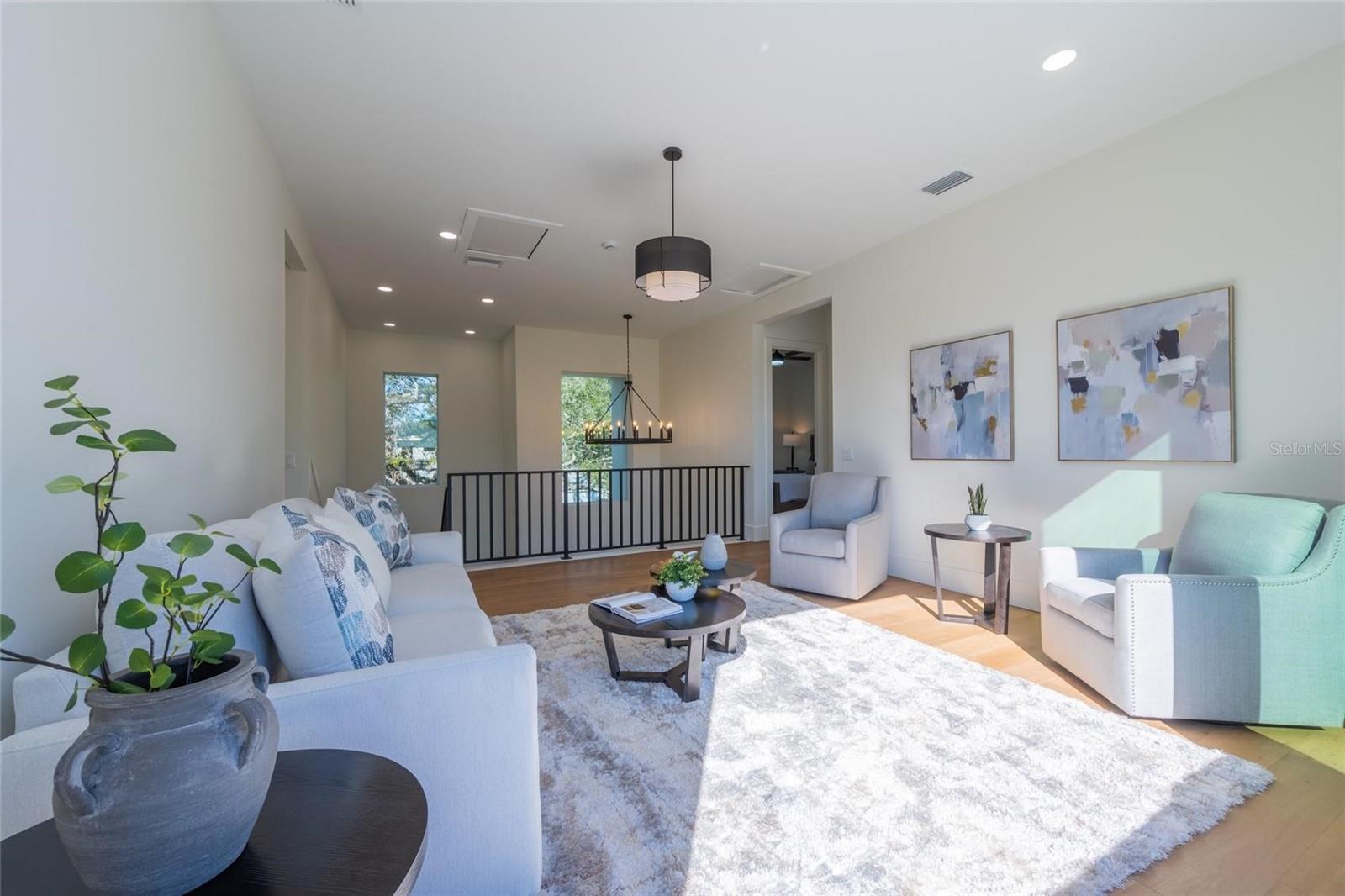 RUSTIC LODGE - Residential