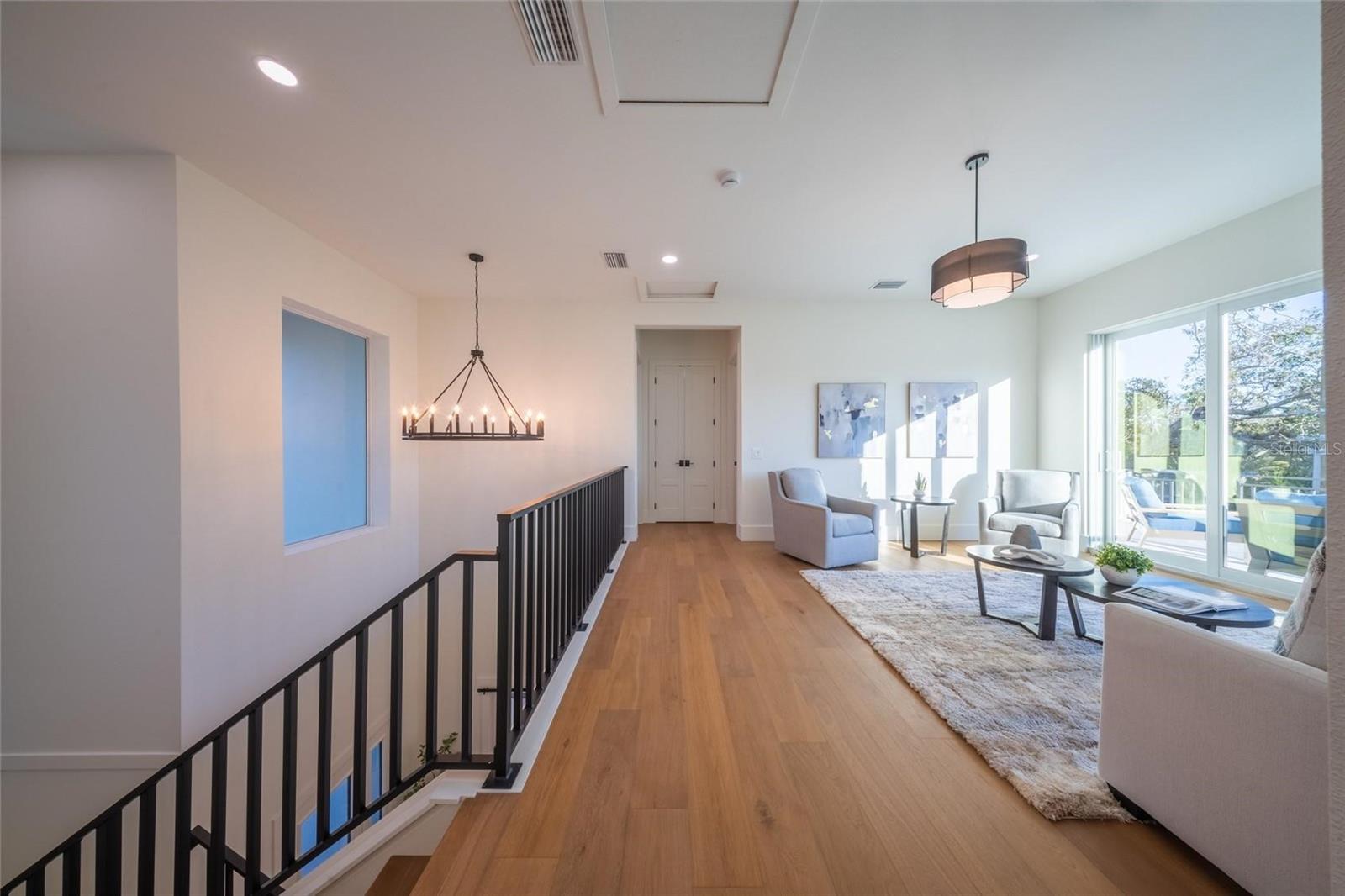 RUSTIC LODGE - Residential