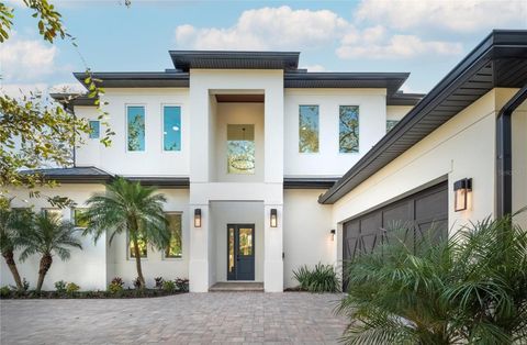 Photo of 2420 Floyd Street, Sarasota, FL 34239 (MLS # A4666807)