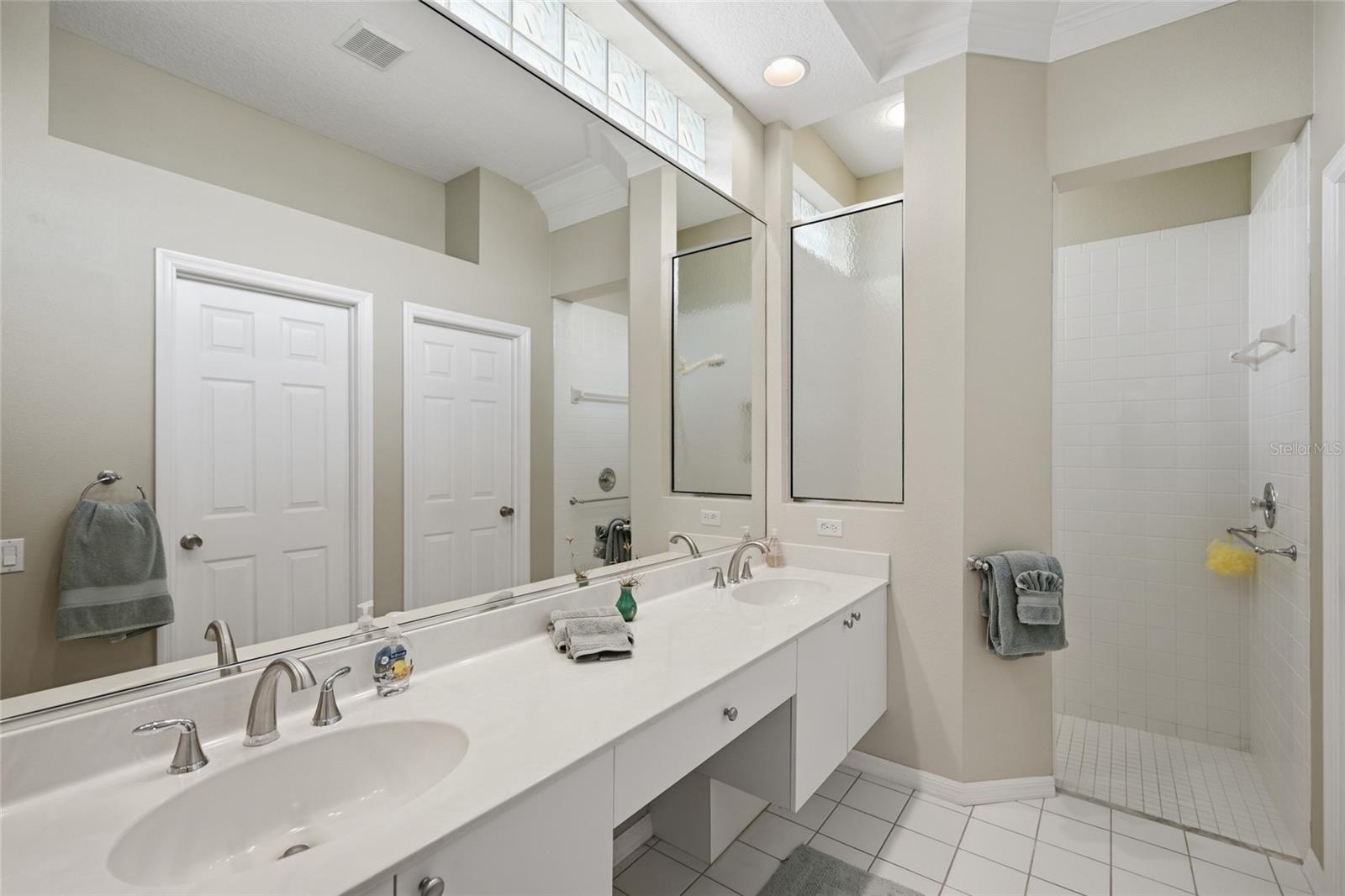 ROSEDALE 5 - Residential