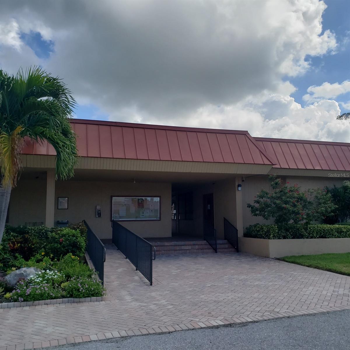 PALMA SOLA HARBOUR SEC 1 - Residential Lease