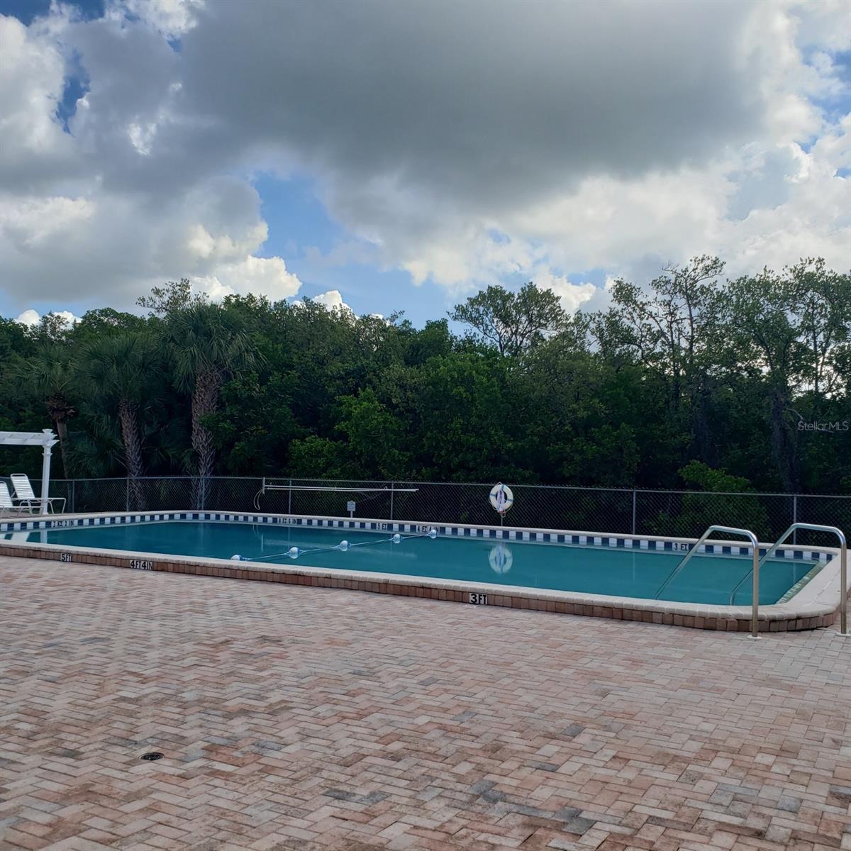 PALMA SOLA HARBOUR SEC 1 - Residential Lease