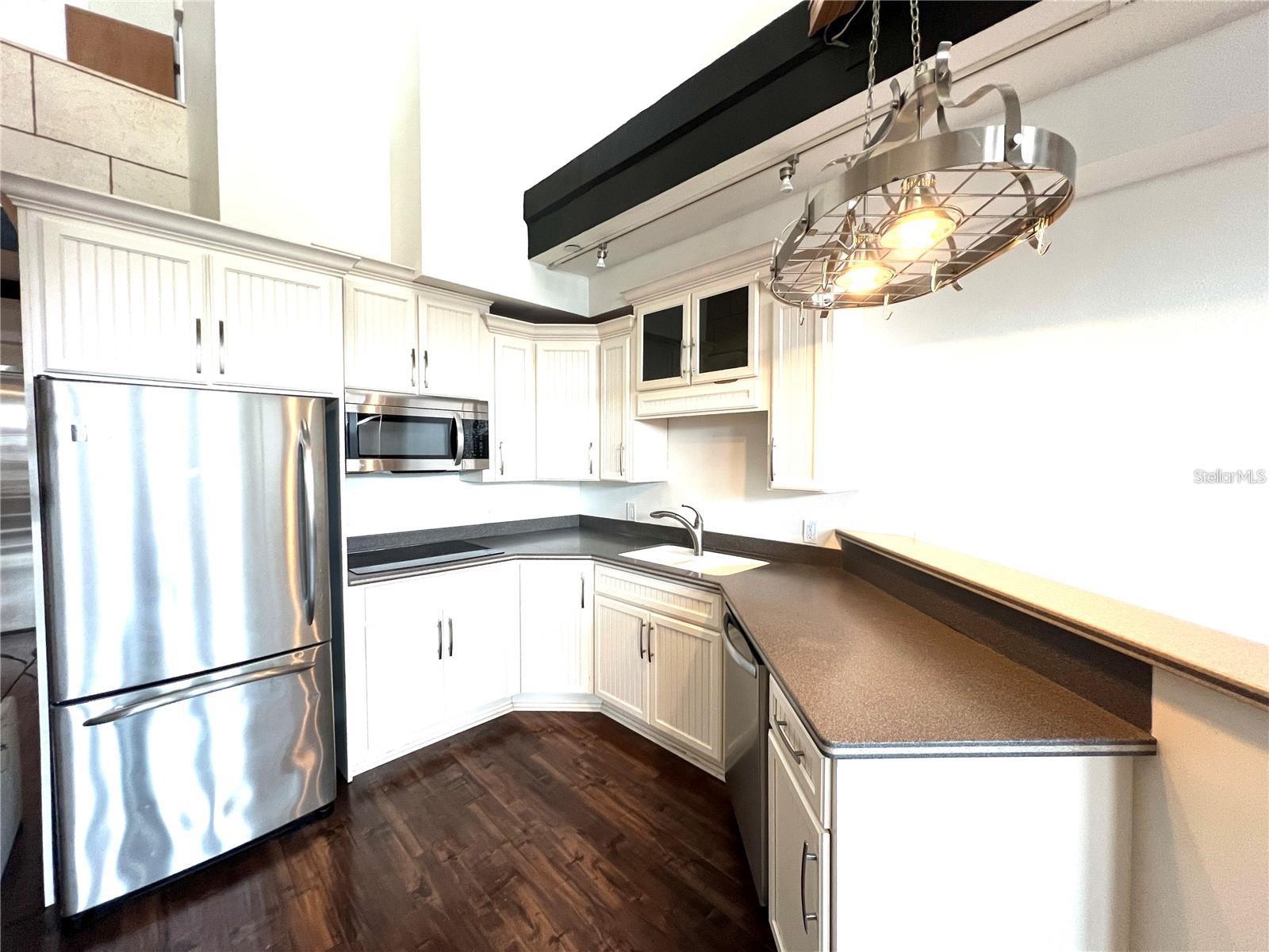 101 PALM HARBOR PARKWAY A404