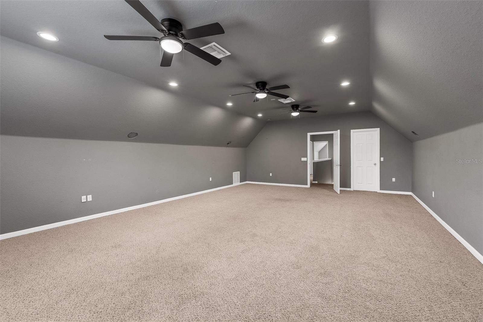 TAYLOR RIDGE - Residential