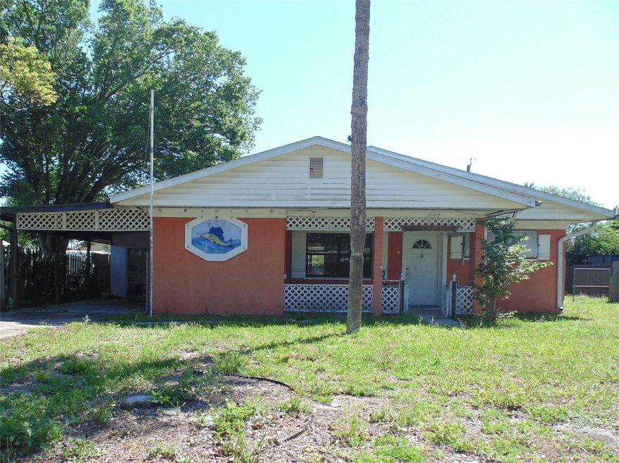 3 bedroom, 2 bathroom concrete block home with recent improvements such as new laminate flooring and bathroom upgrades.  Close to shopping, restaurants and I95.  Evergreen is a dead end street, so very little thru traffic! ;Water: City