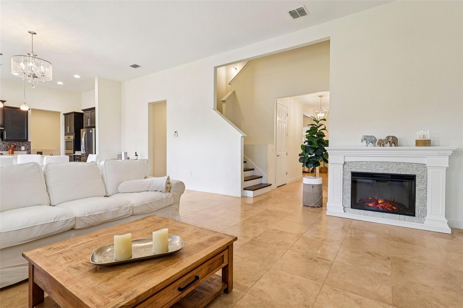 BELLALAGO PH 7L - Residential