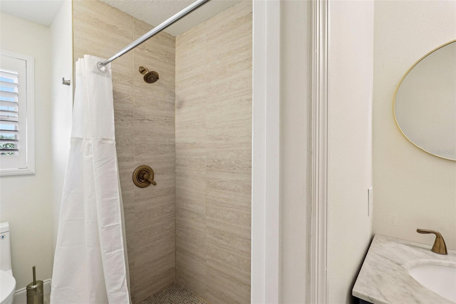 BELLALAGO PH 7L - Residential