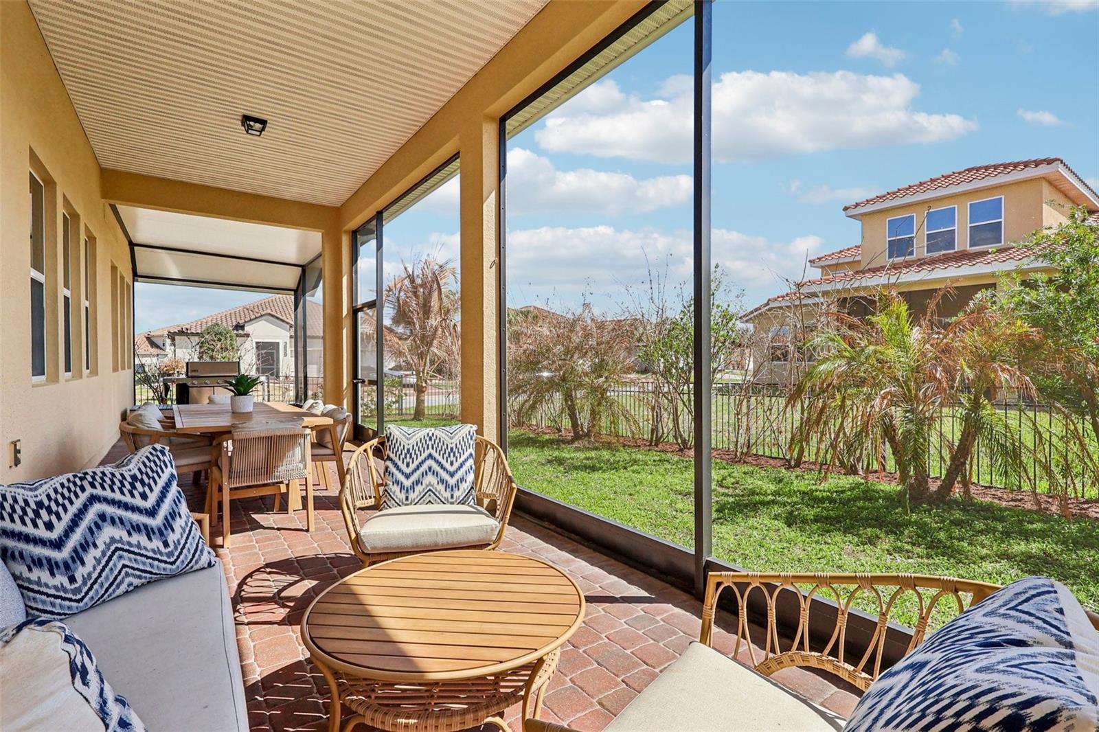 BELLALAGO PH 7L - Residential