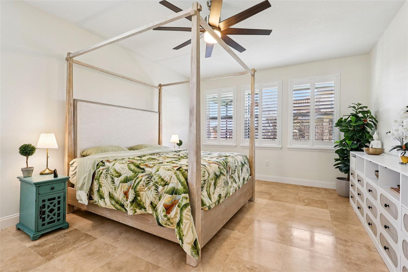 BELLALAGO PH 7L - Residential