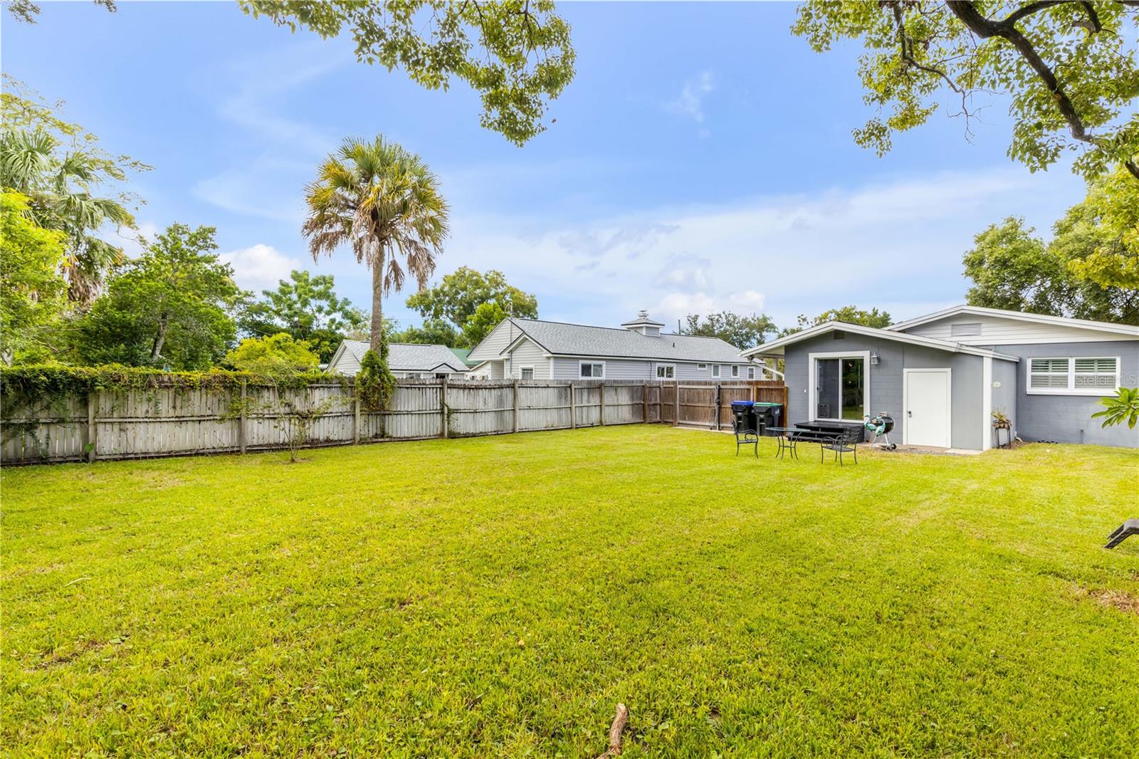 LAKE KILLARNEY - Residential