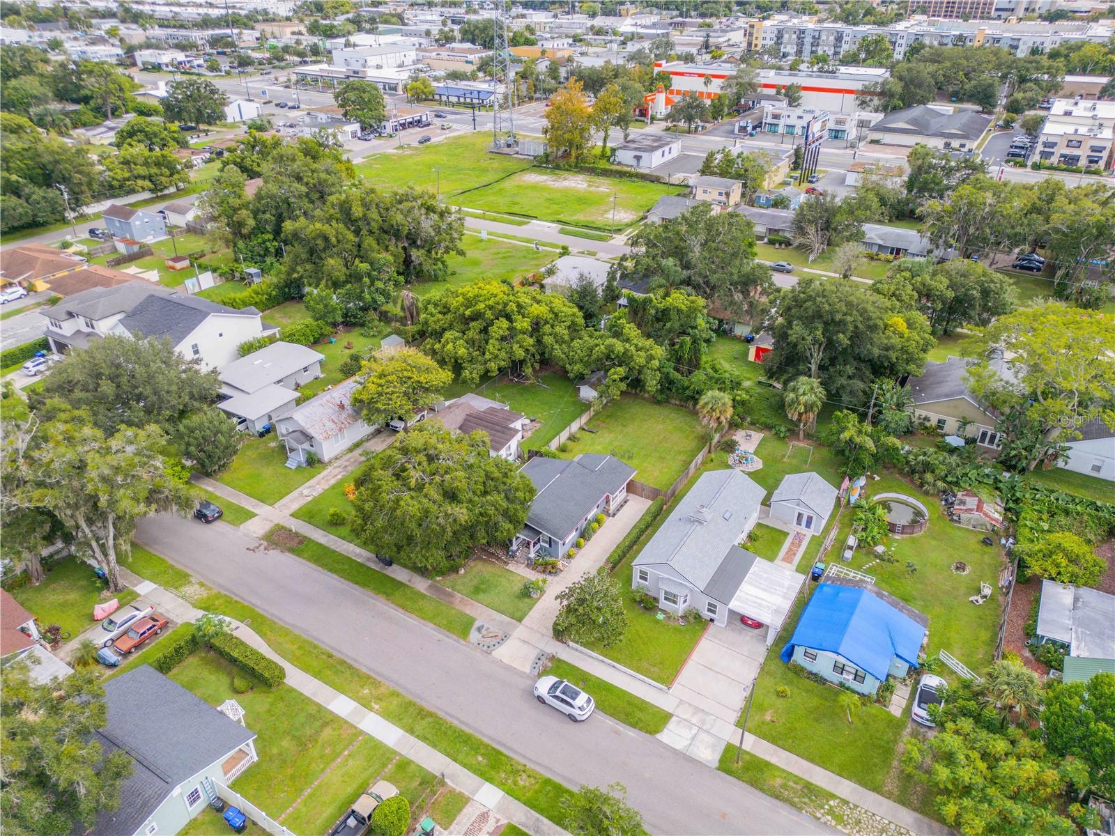 LAKE KILLARNEY - Residential