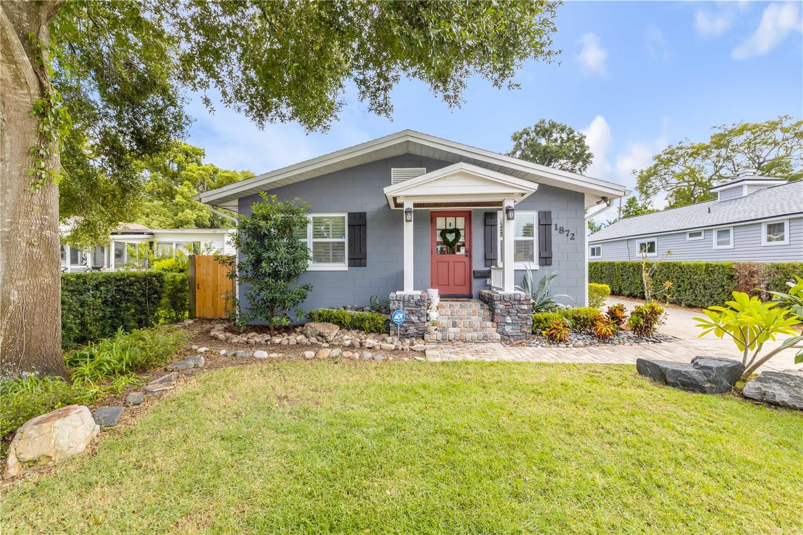 LAKE KILLARNEY - Residential