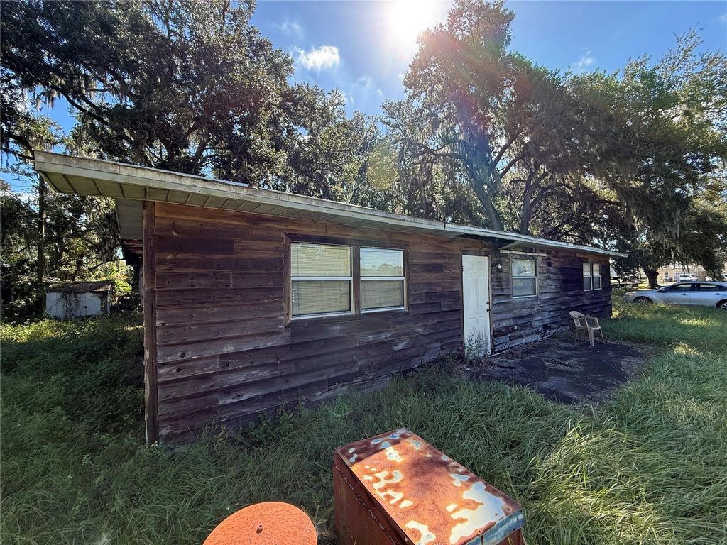 Photo of 5795 Barney Road, Mulberry, FL 33860 (MLS # L4957041)