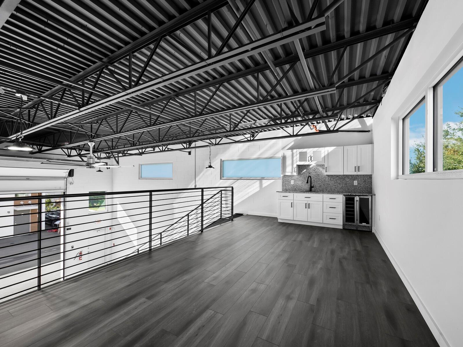 CAR BANK SRQ - Residential Lease