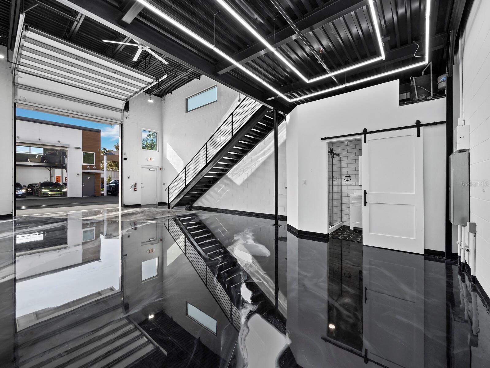 CAR BANK SRQ - Residential Lease