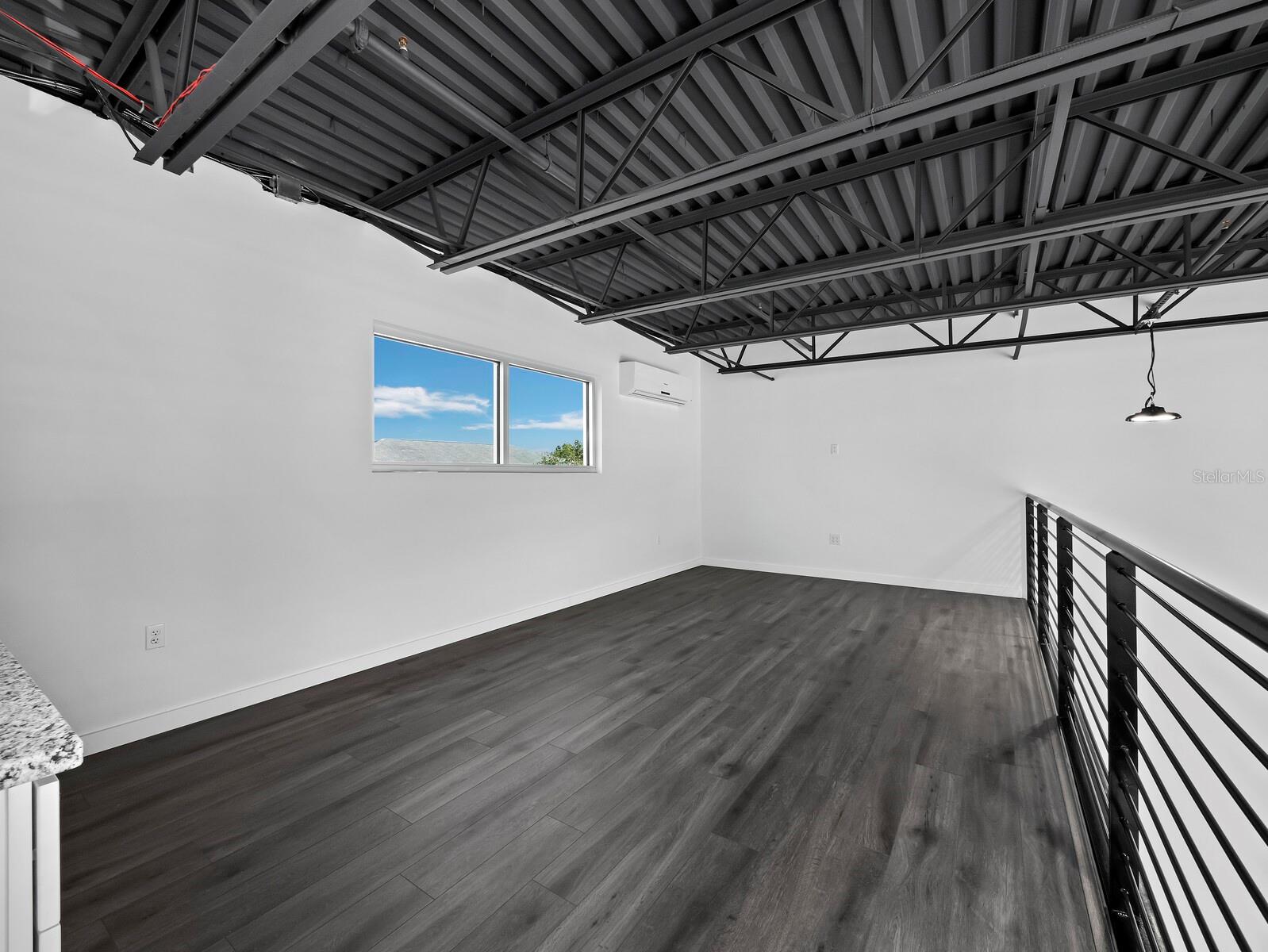 CAR BANK SRQ - Residential Lease