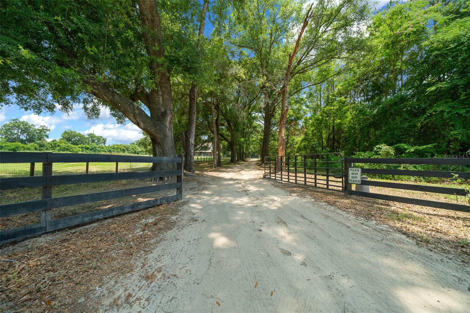 OAK RIDGE CROSSING - Residential