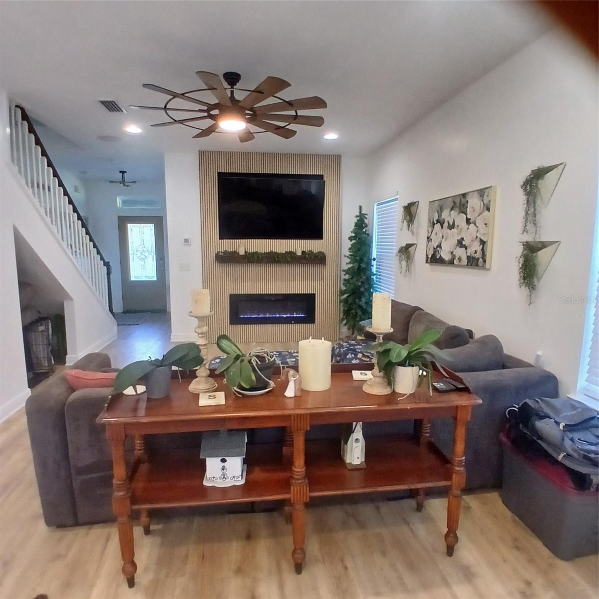 OAK RIDGE CROSSING - Residential