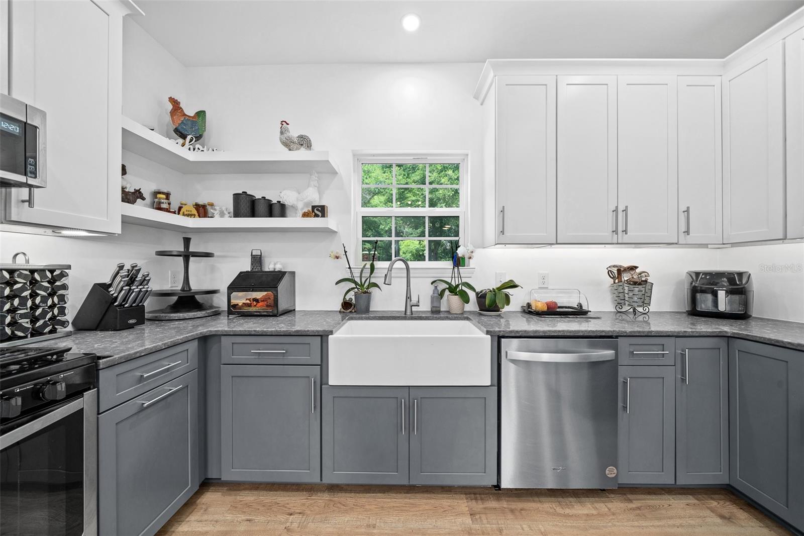 OAK RIDGE CROSSING - Residential