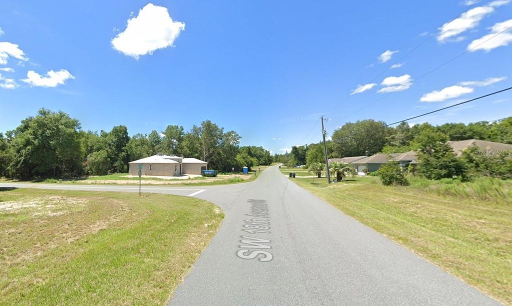 Photo of SW 18th Ave Road, Ocala, FL 34473 (MLS # A4676088)