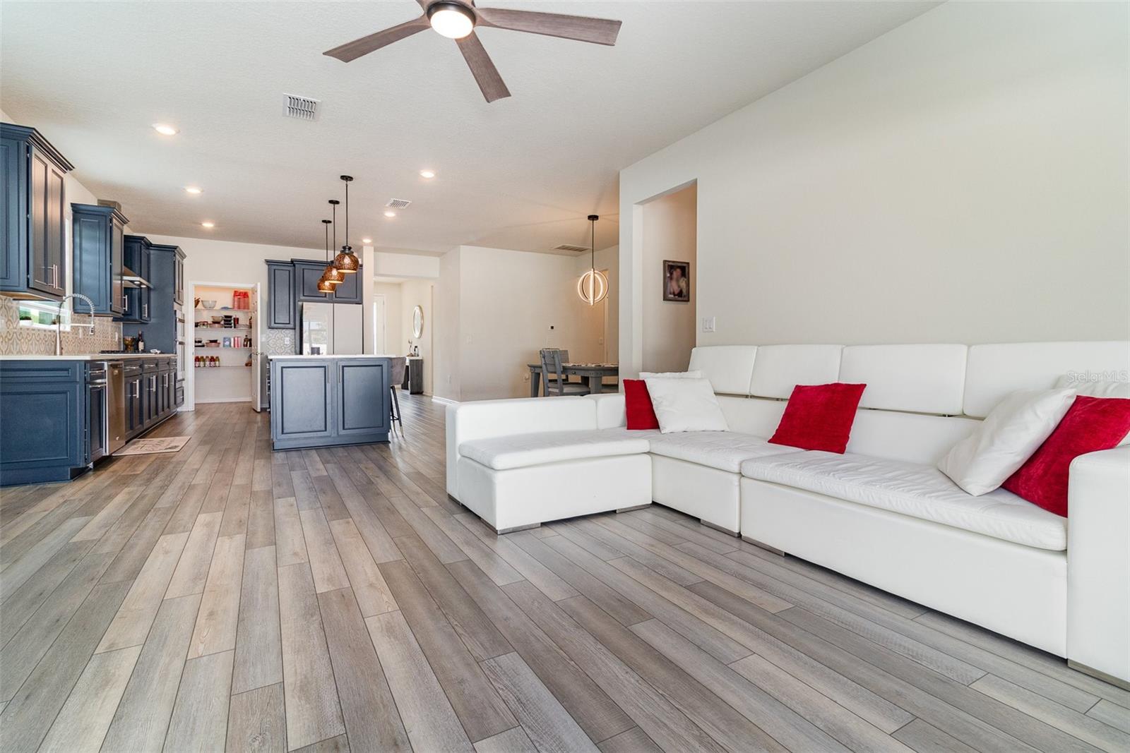 6145 CITRUS GROVE COURT