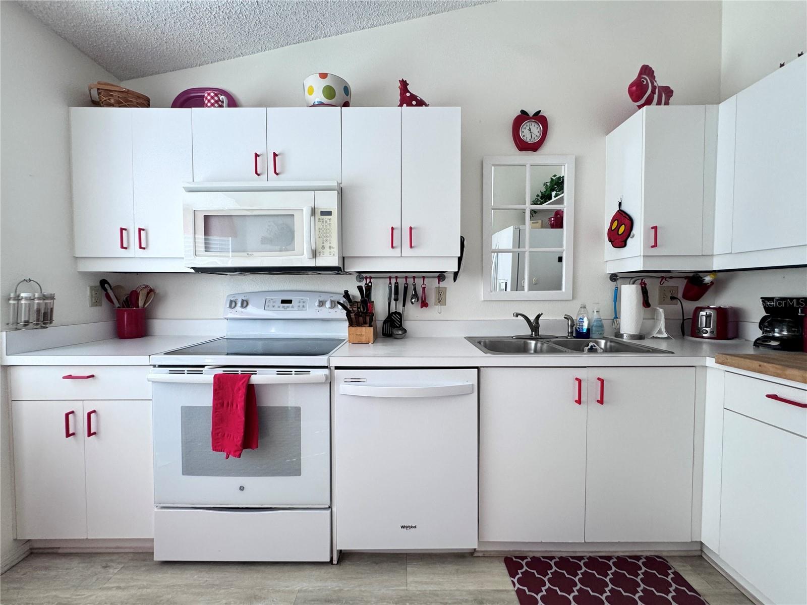 SPOONBILL LANDINGS AT PERICO BAY - Residential Lease