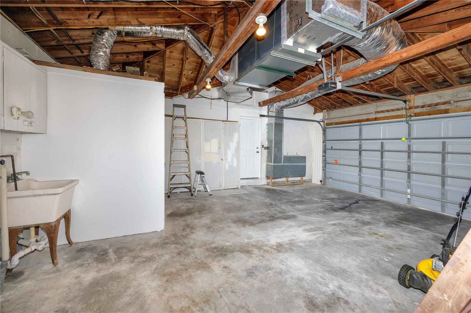 ST PETERSBURG BEACH NORTH UNIT 8 - Residential