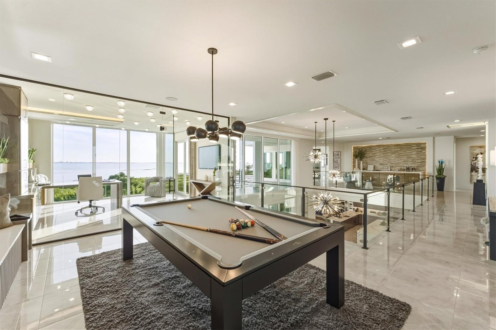 LEGENDS BAY - Residential