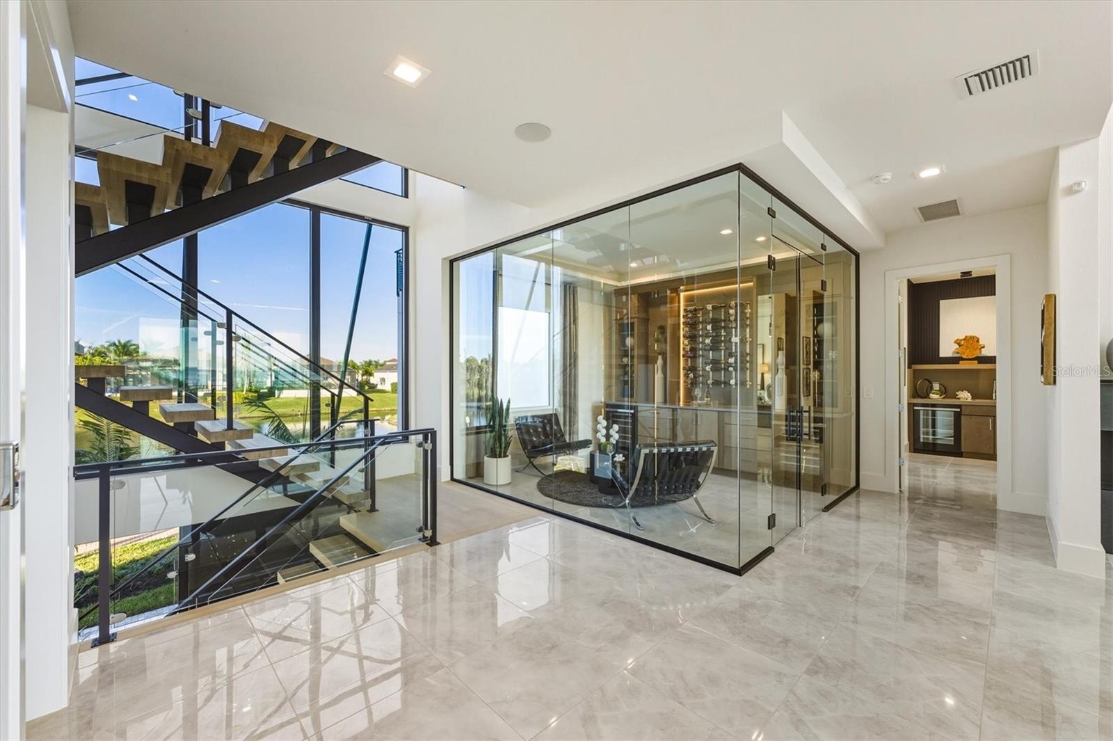 LEGENDS BAY - Residential