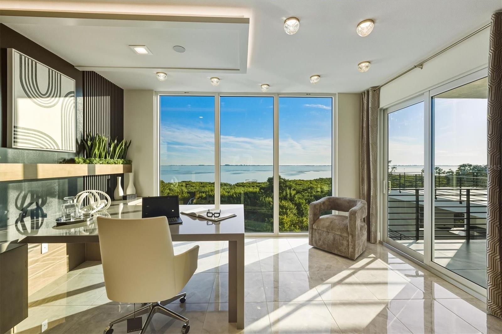 LEGENDS BAY - Residential