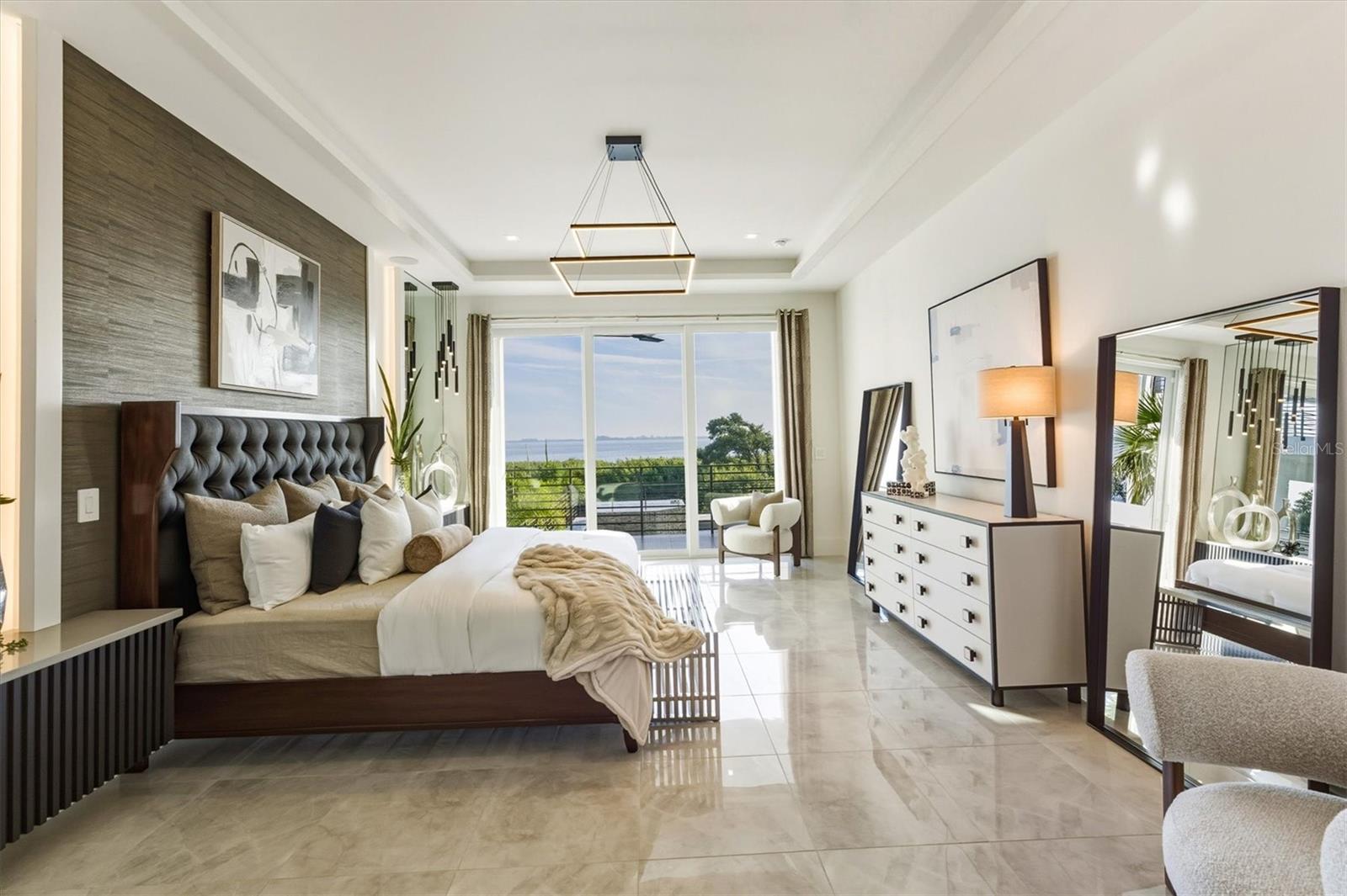 LEGENDS BAY - Residential