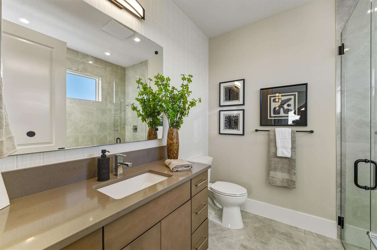 LEGENDS BAY - Residential