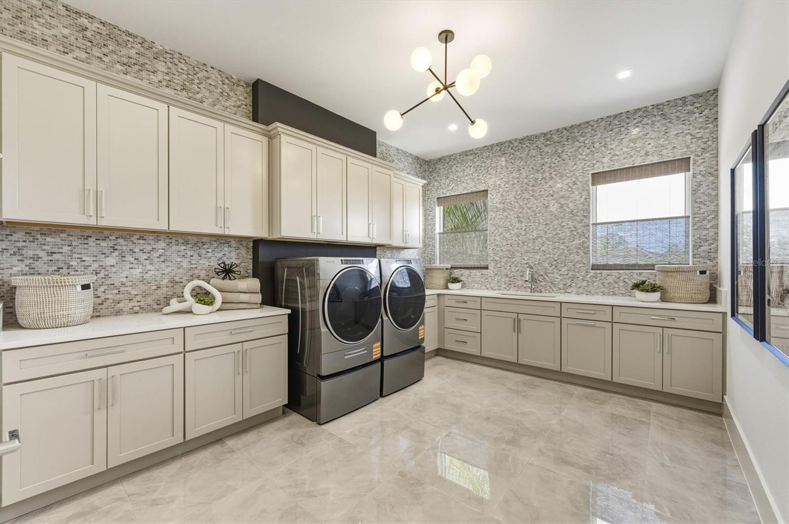 LEGENDS BAY - Residential