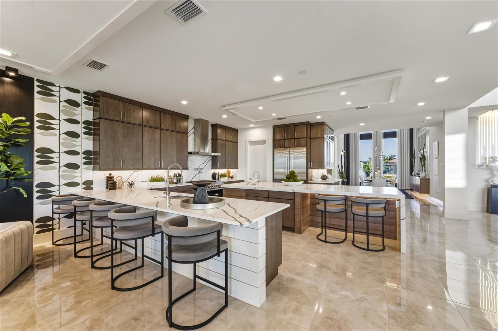 LEGENDS BAY - Residential