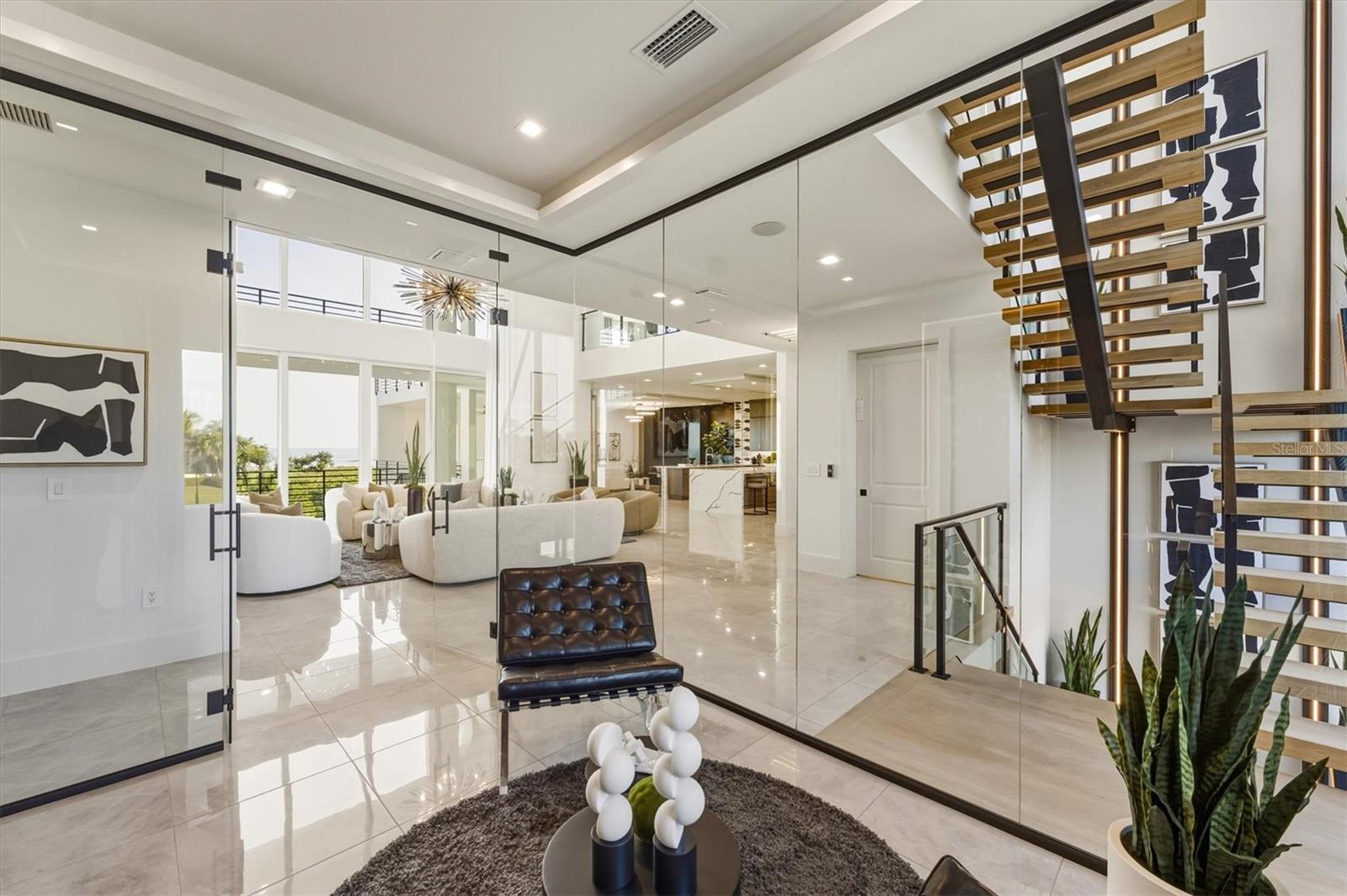 LEGENDS BAY - Residential