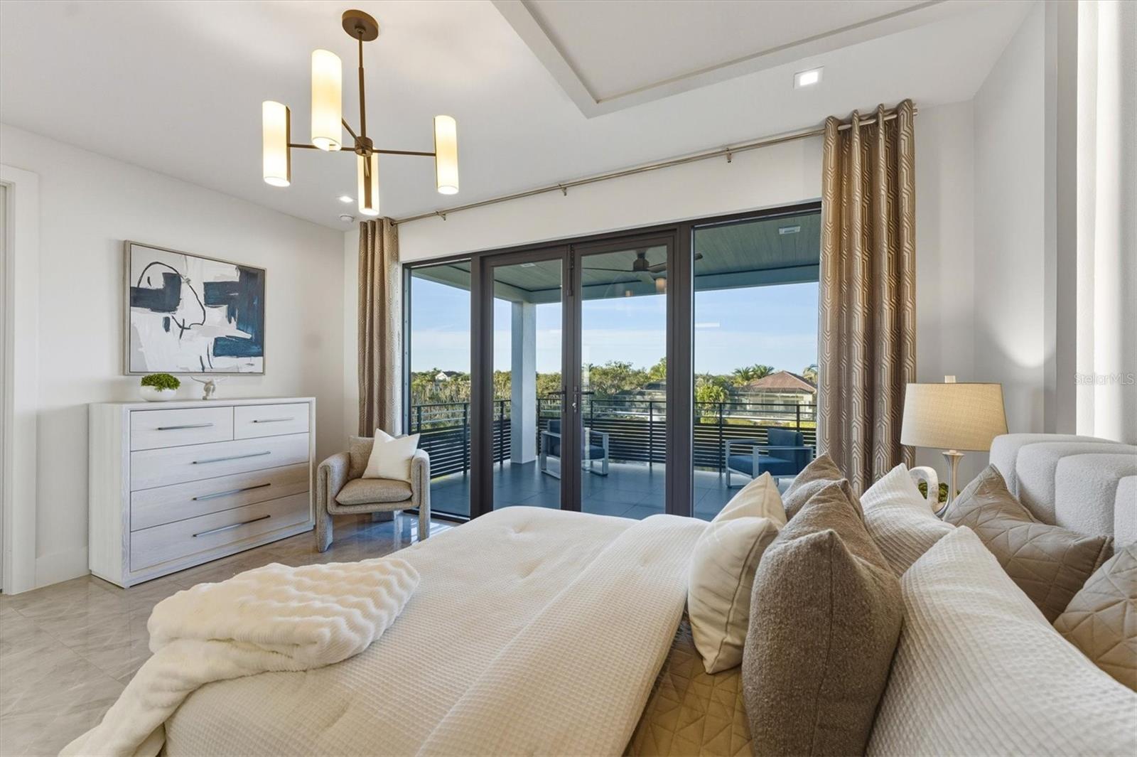 LEGENDS BAY - Residential