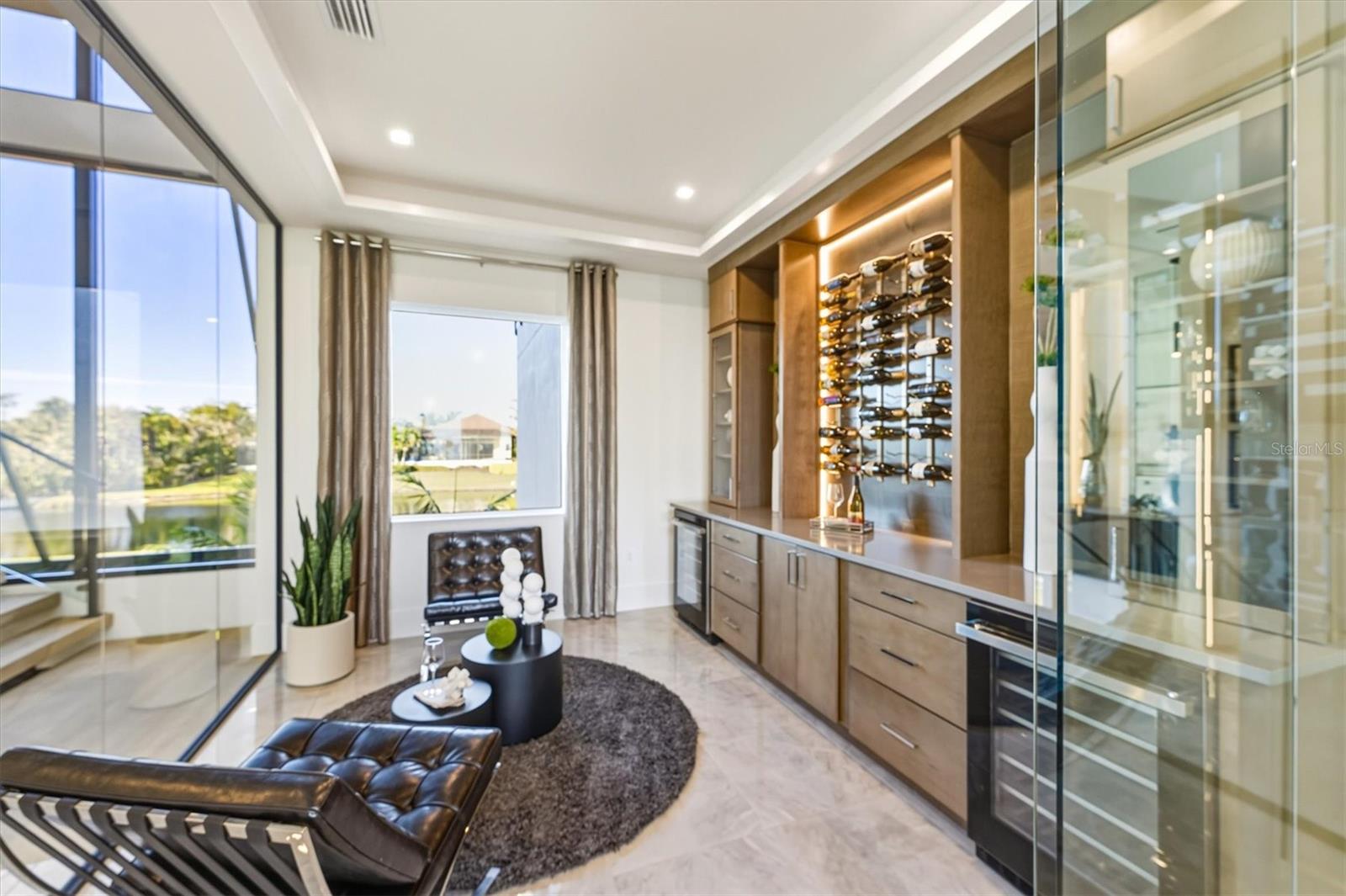 LEGENDS BAY - Residential