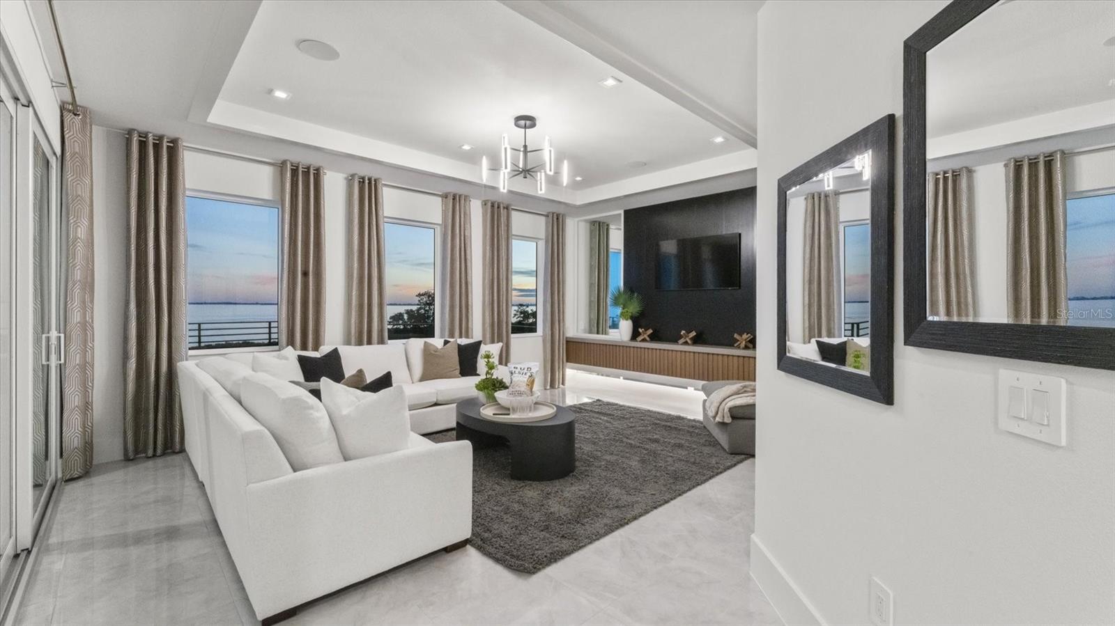 LEGENDS BAY - Residential